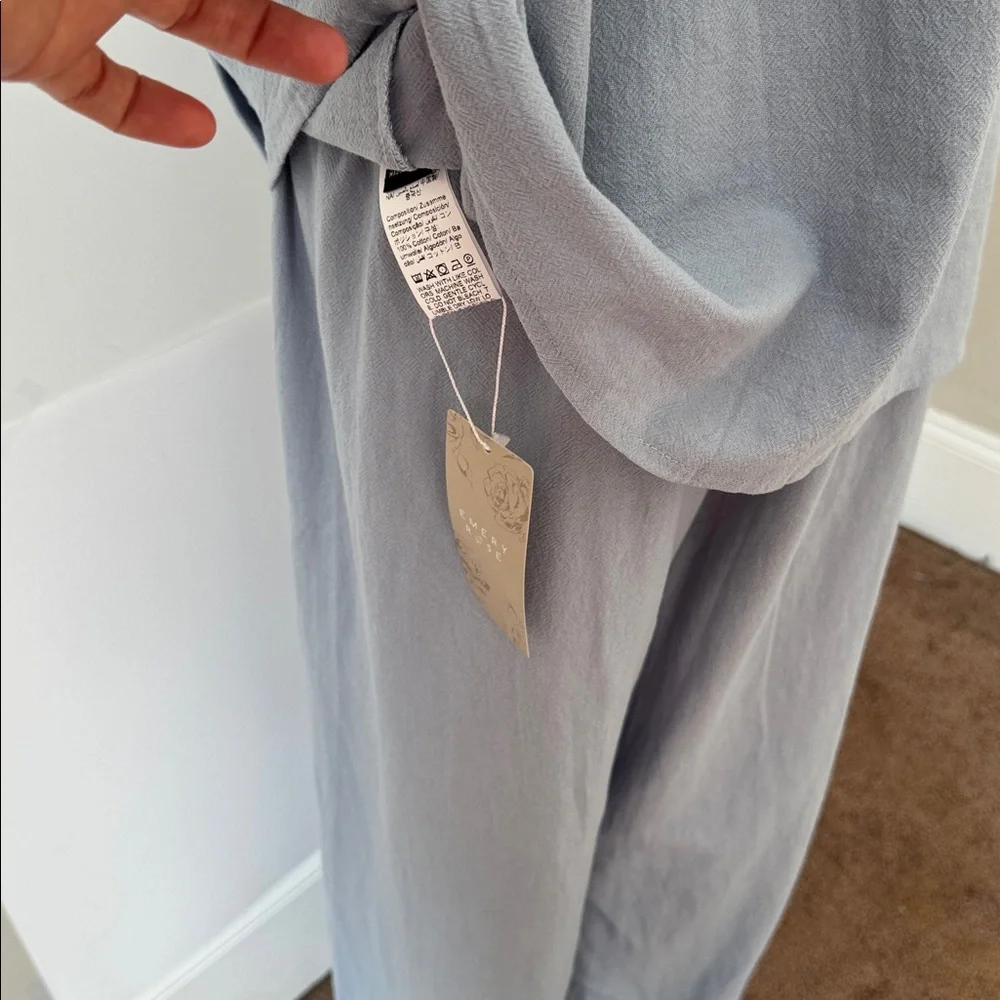 NWT light blue cotton wide leg flowy pants and blouse set with button detail - Picture 7 of 7